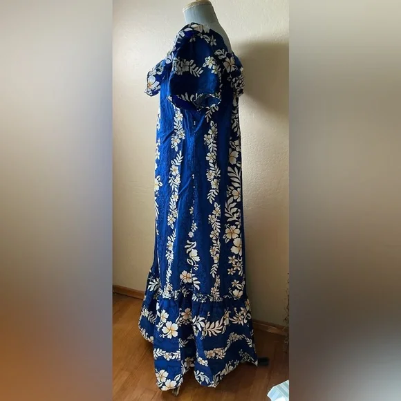 Hawaiian Mumu Maxi Dress - Picture 3 of 7